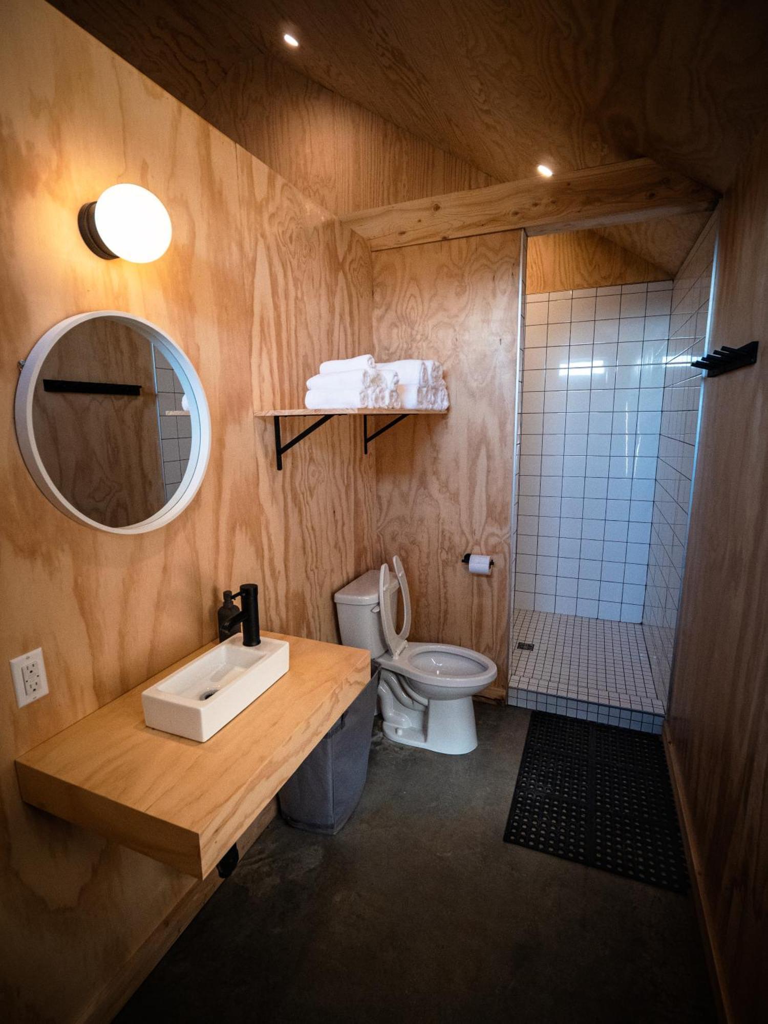 Est Eco-Cabines Nouvelle Exteriör bild